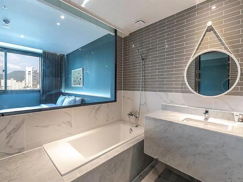 Brown Dot Hotel Jinju Ngoại thất bức ảnh