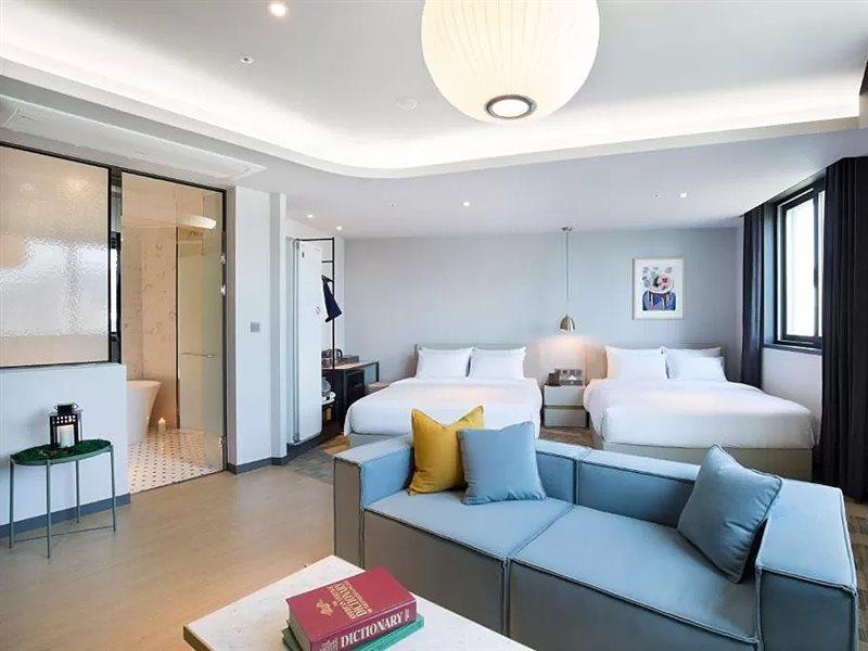 Brown Dot Hotel Jinju Ngoại thất bức ảnh