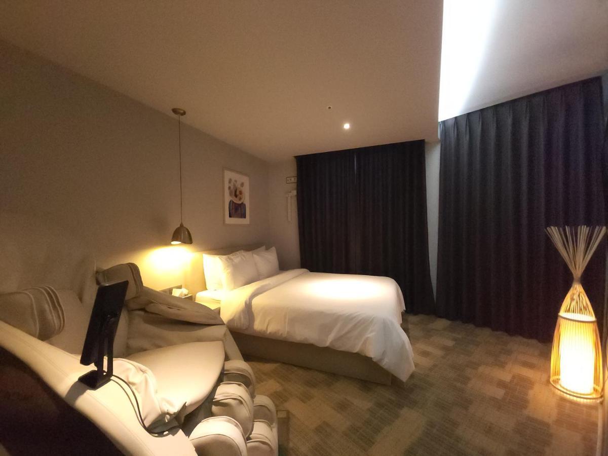 Brown Dot Hotel Jinju Ngoại thất bức ảnh